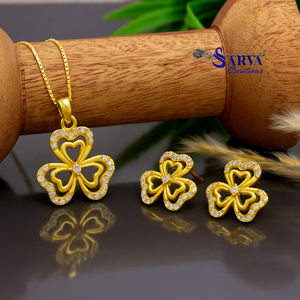 Dijes y Amuletos con Diseño de Flor Triheart, Plata de Ley 925, Joyería Fina, Dijes y Amuletos, Fabricante de Joyería Personalizada - Product Image 2