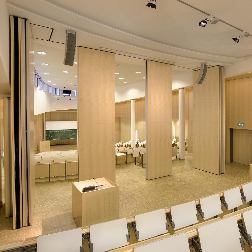 Système de cloison de séparation mobile pour salle de conférence