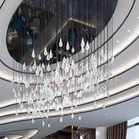 Éclairage d'hôtel Lustre suspendu Lampe à goutte d'eau Lustre en verre soufflé Éclairage pour escalier d'hôtel