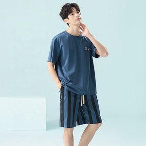 2025 nuovo arrivo estivo da <span class=keywords><strong>uomo</strong></span> <span class=keywords><strong>pigiama</strong></span> in <span class=keywords><strong>cotone</strong></span> modale traspirante <span class=keywords><strong>pantaloncini</strong></span> Casual con motivo personaggio abbigliamento da notte per la casa - Product Image 4