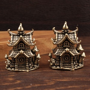 Miniatura de Castillo de Latón para Decoración del Hogar, 2 Piezas, Estilo Tradicional, Adorno para Oficina o Escritorio, Diseño Escénico, Regalo Artesanal - Product Image 3