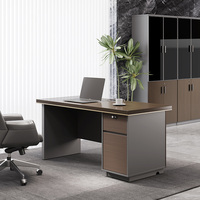 Bureau d'angle exécutif moderne et contemporain, table d'ordinateur en bois pour bureau de direction, extensible et convertible, avec finition mélamine