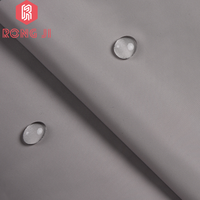 Prix usine 100% Polyester 120gsm 75D Twist Mémoire PU Tissu Imperméable pour Filles Vêtement Doudoune