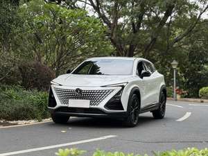 En stock Changan Uni-T 2023 2.0T 1.5T SUV compact Nouvelle voiture électrique Changan / Changan Unit T 2024 Essence Sport Voiture d'<span class=keywords><strong>occasion</strong></span> - Product Image 2