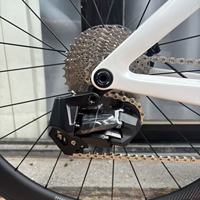 KOZO2 7,9 kg SENTYEH, ES7000-1*13S (sans fil) Vélo de course aérodynamique en carbone avec frein à disque hydraulique, roues en carbone à rayons en carbone