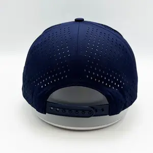 Topi olahraga bisbol, topi pantai selancar biru laut Melin 6 Panel Gorras karet kustom Logo PVC Trucker