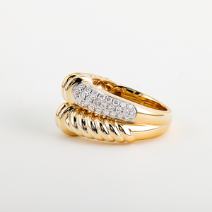 Nhẫn cưới mạ vàng 14K kiểu dáng thiết kế độc đáo, xoắn độc đáo, đính đá Moissanite tròn sáng lấp lánh, chất lượng GRA DEF, sản xuất tại xưởng. - Product Image 2