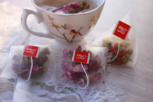 Popular Pla Tea <b>Bags</b> Empty Pyramid Package for Herbal Tea - Product Image 2