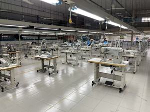 OEM Supported PU Leather Cosmetic Pouch Large Capacity Zipper <b>Makeup</b> Bag with Handle for Travel Storage - Product Image 6