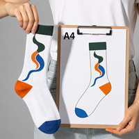 Production en gros OEM ODM, emballage personnalisé de chaussettes pour la production de marques privées