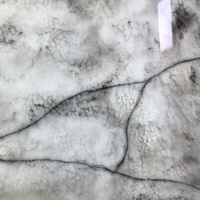 Faux Panneaux muraux Pierre artificielle Panneaux muraux en pierre translucide Feuille d'albâtre blanche et grise rétroéclairée