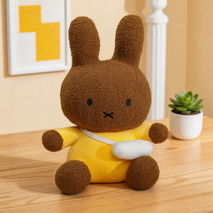 <span class=keywords><strong>Mimi</strong></span> Rabbit Bolso de Hombro de Peluche de Algodón PP Color <span class=keywords><strong>Café</strong></span>, Juguete Reconfortante, Muñeco Decorativo de Conejo Sentado con Estrella, Venta al por Mayor Transfronteriza - Product Image 3