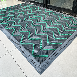 Alfombra impermeable Alfombra Enclavamiento Entrada al aire libre Felpudo Modular Bobina Alfombra de <span class=keywords><strong>suelo</strong></span> con agujeros de drenaje - Product Image 3