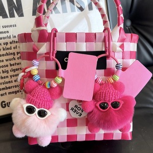 2025 oferta caliente al por mayor llaveros de felpa listos para enviar colgante de llavero de coche de <span class=keywords><strong>juguete</strong></span> de peluche de dibujos animados - Product Image 4