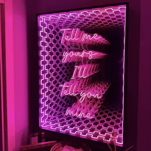 여러 가지 빛깔의 천 레이어 3D 현대 빛나는 문자 무한 거울 네온 바 사인 장식