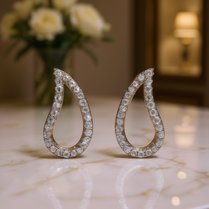 Orecchini E2516 in Oro con Diamanti Taglio a Pera, Gioielli di Lusso da Sposa per Donna, Diamanti Naturali Colore G, Placcati in Oro - Product Image 2