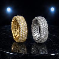 Luxuriöser 3-reihiger, vollbesetzter Dome-Ring mit breitem Band, Iced-Out runder Zirkonia, klobiger Statement-Ring für Herren und Damen – Großhandel