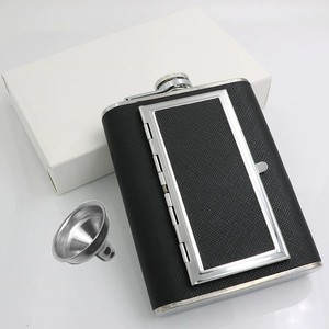 Fiaschetta in Acciaio Inossidabile da 6oz/180ml con Portasigarette Integrato, Fiaschetta Nera e Set Mini Imbuto - Product Image 1