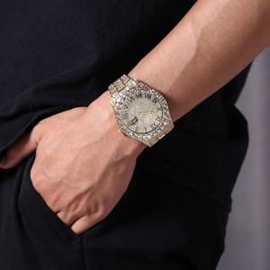 Montre à quartz pour homme de luxe, style hip-hop, sertie de pierres, bracelet en acier inoxydable, cadran de 43 mm, édition limitée, OEM ODM - Product Image 6