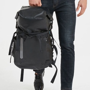 Mochila Impermeable Multiusos para Buceo, Natación, Senderismo en Ríos y Rafting - Product Image 2