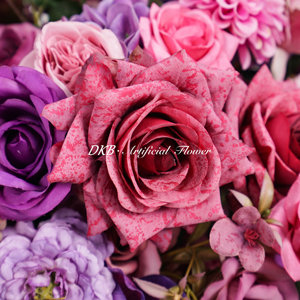 ลูกบอลดอกไม้ทำจากผ้าไหมเทียมประดับโต๊ะสำหรับงานแต่งงาน - Product Image 2