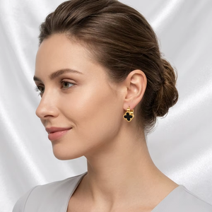 Pendientes <span class=keywords><strong>de</strong></span> clip <span class=keywords><strong>de</strong></span> trébol <span class=keywords><strong>de</strong></span> cuatro hojas <span class=keywords><strong>de</strong></span> acero inoxidable chapado en <span class=keywords><strong>oro</strong></span> <span class=keywords><strong>de</strong></span> 18 quilates <span class=keywords><strong>de</strong></span> lujo para mujer, flor <span class=keywords><strong>de</strong></span> la suerte brillante, sin perforación, que no se deslustran - Product Image 3