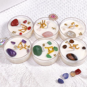 Venta al por mayor de velas perfumadas de cera de soja con piedra de cristal de flores secas personalizadas velas perfumadas de lujo ligeras hechas a mano regalo para Navidad - Product Image 1