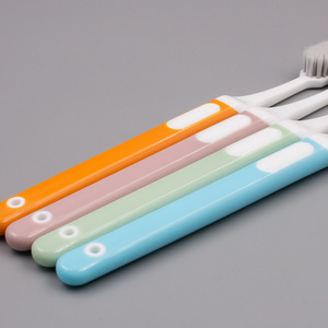 แปรงสีฟันสำหรับผู้ใหญ่ ขนแปรงไนลอนแข็ง 18.9 ซม. สำหรับใช้ในบ้าน - Product Image 2