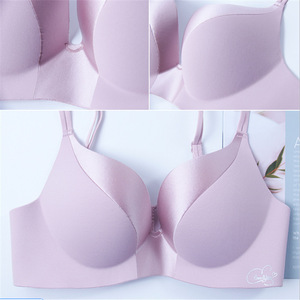 Sujetadores sin costuras de una pieza Peter Pan, ropa interior brillante Sexy inalámbrica ajustable con realce de pecho pequeño para mujer - Product Image 2
