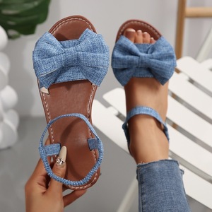 Sandales plates pour femmes avec nœud décoratif, bride élastique à la cheville, bout ouvert, sandales décontractées d'été pour femmes - Product Image 3
