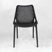 Chaise de salle à manger en plastique PP de style nordique, fauteuil d'extérieur avec accoudoirs, chaise de salle à manger en plastique PP colorée en promotion