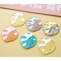 Corte de Resina Redondo Irregular Ondulado con Brillo AB Tono Aurora Estilo Japonés para Joyería DIY, Adorno para el Cabello y Manualidades con Conchas