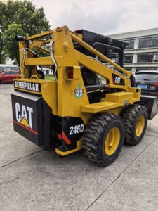 Cargadora <span class=keywords><strong>de</strong></span> Ruedas CAT 246D Usada con Estructura Reforzada, Cucharón Sólido y Acoplador Rápido para Sudamérica - Product Image 5