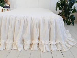 Venta al por mayor Faldas de cama de lino en doble Twin CalKing King Full Queen tamaños con volantes y cenefa con volantes para el hogar y bodas - Product Image 2