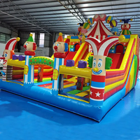 Parc à thème de cirque amusant pour enfants Combo toboggan de clown gonflable et trampoline avec souffleur d'air comprenant des kits de réparation