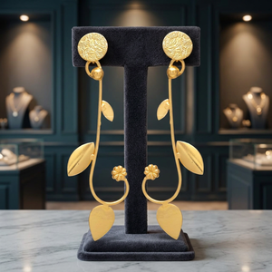 Pendientes de Compromiso Étnicos a la Moda con Diseño de Hojas Chapadas en Oro, Aleación de Metal Precioso, Hechos a Mano - Product Image 2