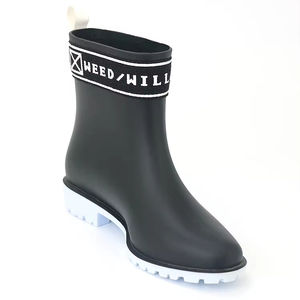 YL160 OEM y ODM personalizado media pantorrilla negro resistente al <span class=keywords><strong>agua</strong></span> <span class=keywords><strong>Botas</strong></span> <span class=keywords><strong>de</strong></span> lluvia <span class=keywords><strong>de</strong></span> las mujeres para las señoras - Product Image 4