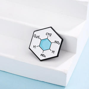 Creatief Metaal Ambachten Broche Sieraden Met Chemische Vergelijkingen Moleculaire Structuur Diagrammen Voor Wetenschappelijk Onderzoek - Product Image 5
