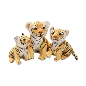 Etiqueta personalizada tamanho estilo pele de brinquedo de pelúcia atacado brinquedo de tigre de pelúcia simulado tigre de pelúcia sentado bonito desenho animado mini tigre