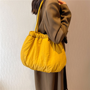 กระเป๋าสะพายไหล่ของผู้หญิงลายสก๊อตปักลายสก็อตดีไซน์ใหม่กระเป๋าโท้ทความจุขนาดใหญ่ - Product Image 5