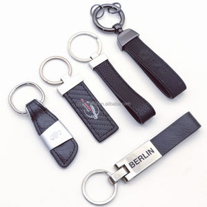 Llaveros Cuero de PU Personalizar Llavero de cuero genuino en blanco Regalos Marca de lujo Logotipo de coche Llavero de cuero de fibra de carbono Llavero - Product Image 2