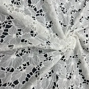 Оптовая продажа, белая сетчатая ткань из полиэстера с цветочной вышивкой, ажурная кружевная ткань для невесты