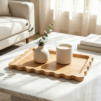 Plateau en bois artisanal élégant et personnalisé avec un design abstrait Art Déco, plateau de service décoratif pour le thé de l'après-midi, anniversaire