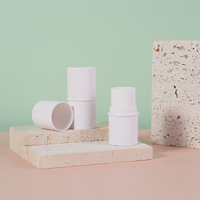 Vente en gros de tubes de baume à lèvres vides en plastique avec logo personnalisé 6g emballage cosmétique bâton de baume à