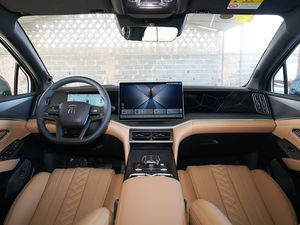 2025 BYD Ultra Smart Song L DM-i 75km Versión líder Vehículo de nueva energía Carga rápida SUV Motor de alta velocidad Izquierda 2024 - Product Image 5