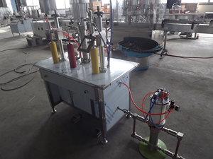 Remplisseuse de bouteilles de <span class=keywords><strong>propane</strong></span> semi-automatique Chargeur de bouteilles <span class=keywords><strong>GPL</strong></span>/MAPP Remplisseuse de bouteilles de gaz industrielle - Product Image 3