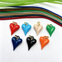 Collier pendentif cœur pointu en émail brillant couleur cuivre avec cordon torsadé en polyester et fermoir en laiton pour femmes et filles
