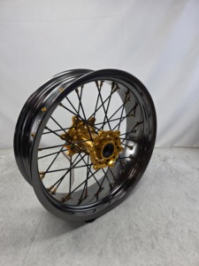 Ruote Supermotard in Lega di Alluminio ad Alte Prestazioni da 17 Pollici per TM EN 125 <span class=keywords><strong>SMR</strong></span> - Product Image 3