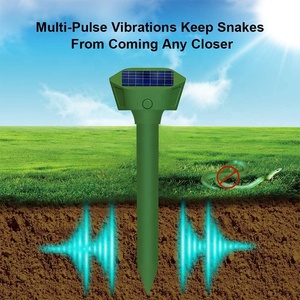 Chingyoo IP65 năng lượng mặt trời-Powered Repellent cho nốt ruồi rắn và Rod <span class=keywords><strong>Repeller</strong></span> với nhanh hơn năng lượng mặt trời sạc động vật <span class=keywords><strong>Repeller</strong></span> ngoài trời - Product Image 5