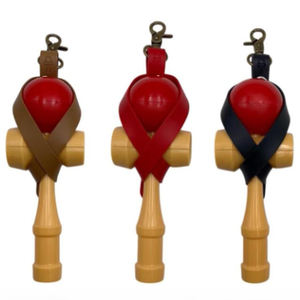 カスタム日本製けん玉ホルダーPUレザーキーホルダー、パーソナライズされた竹製けん玉おもちゃアクセサリー、けん玉ホルスター - Product Image 4